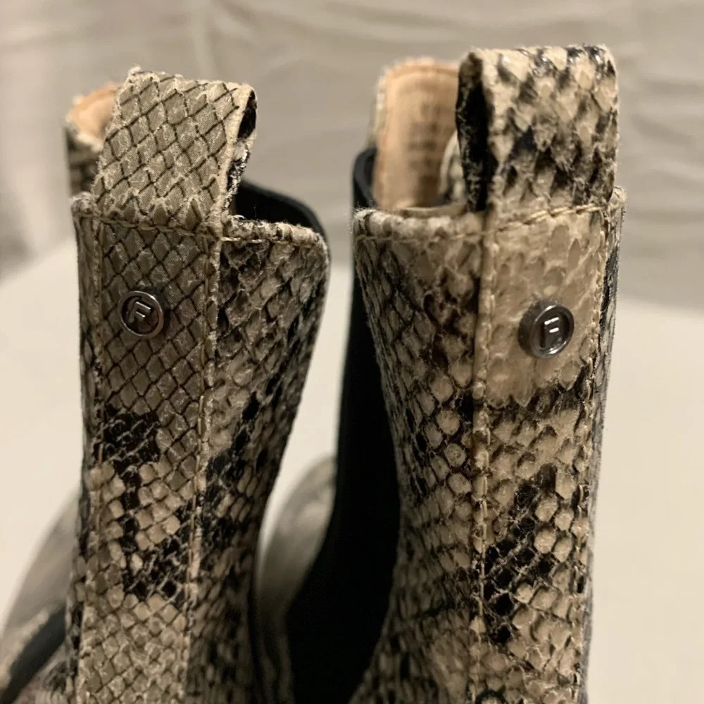 French Connection Penny Chelsea Block Heel Boots sz 8